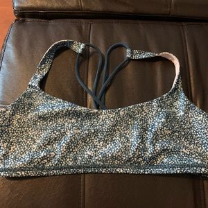 Lululemon Free To Be Bra